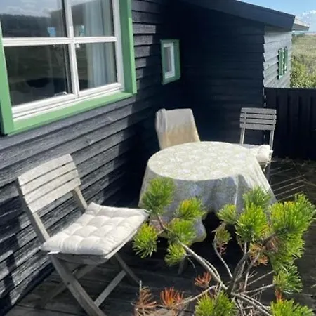 Small House With Big View In * هيرتسهلس
